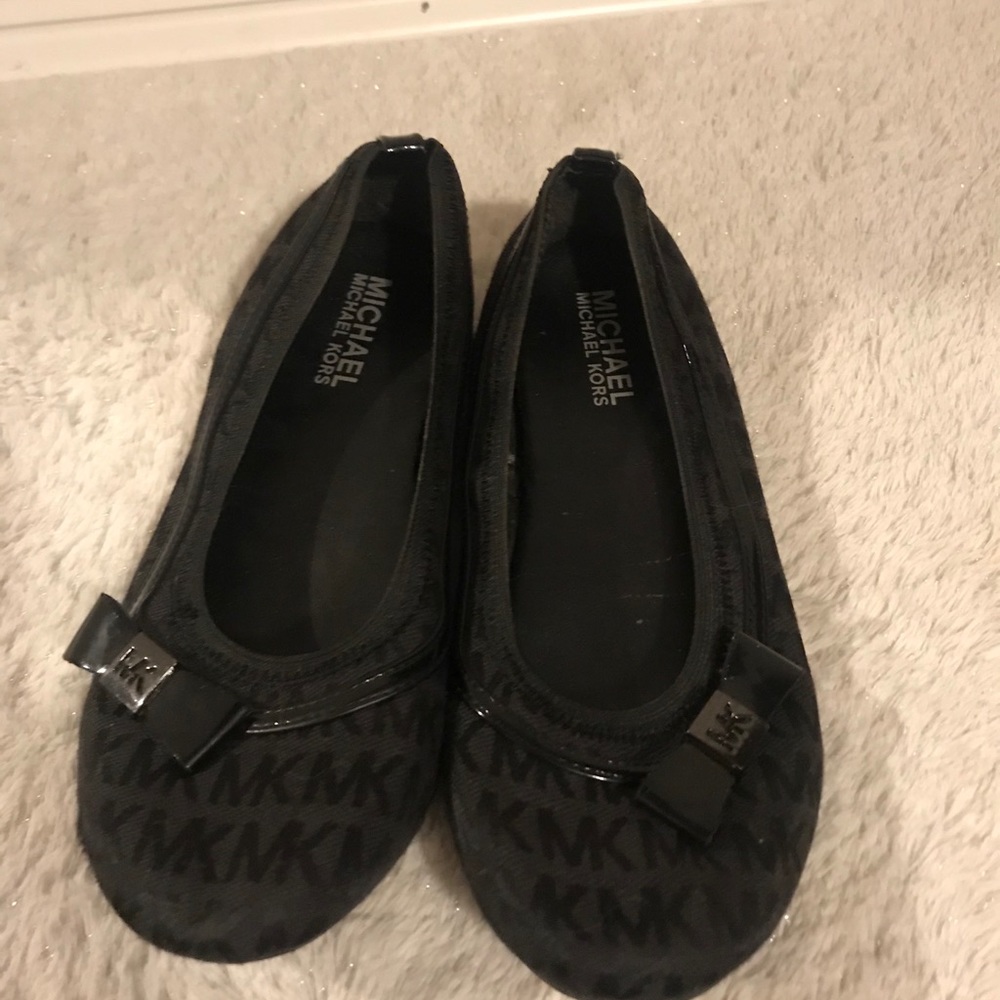 Black flats